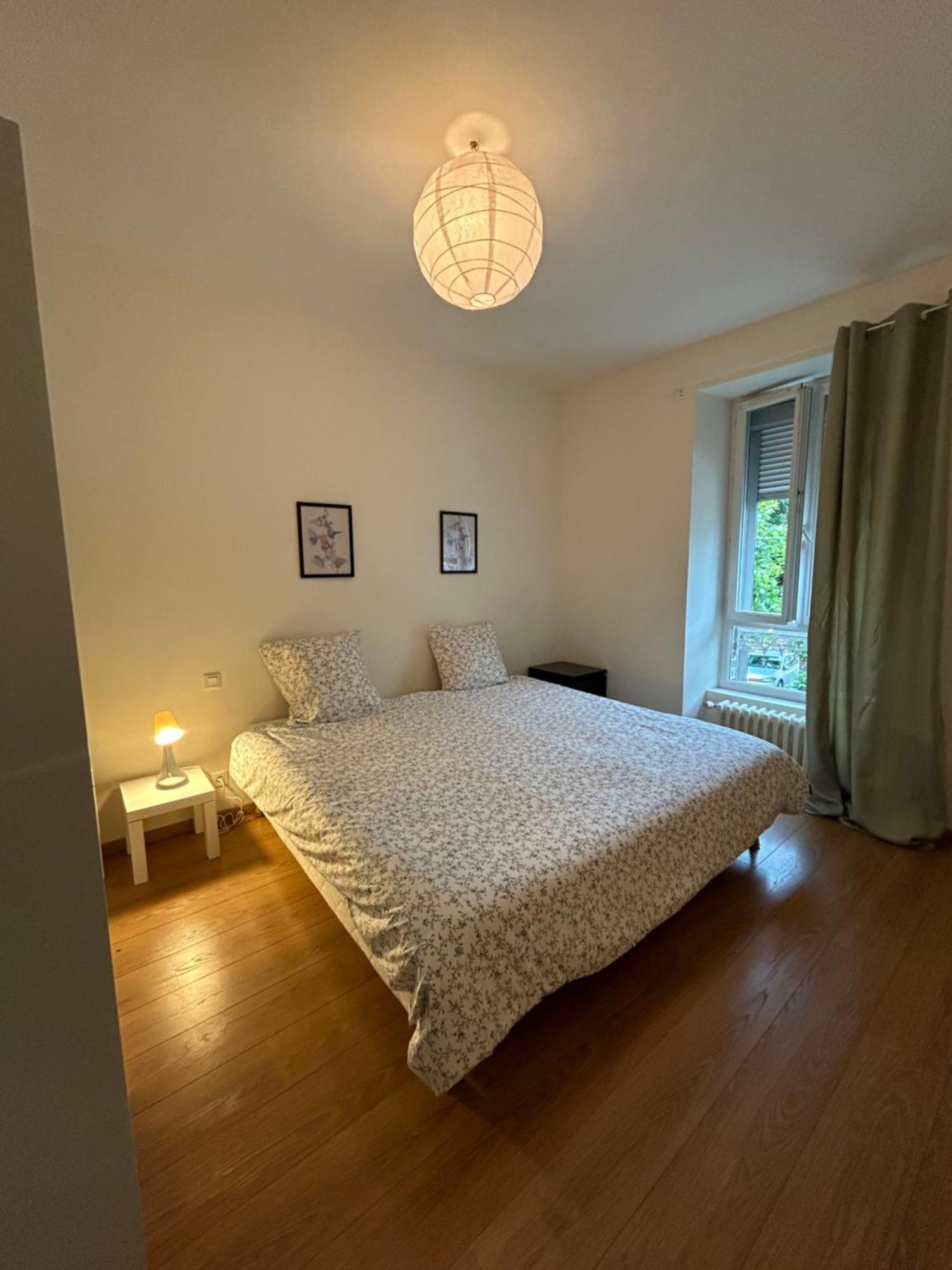 Jolie Maison Familiale Guingamp Exteriör bild