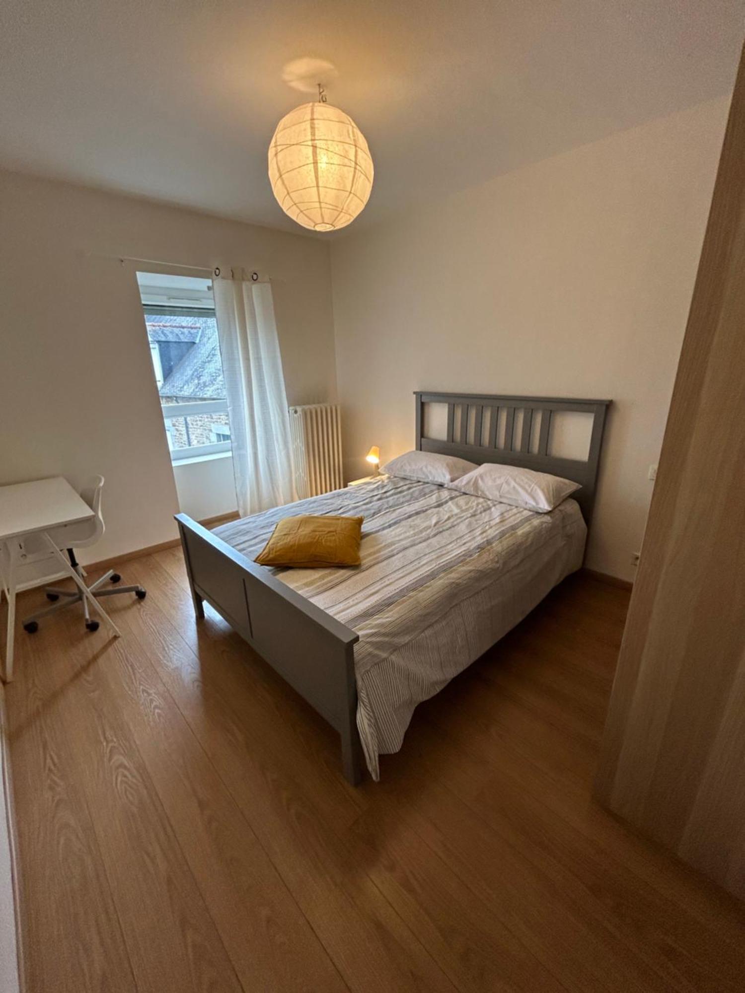 Jolie Maison Familiale Guingamp Exteriör bild